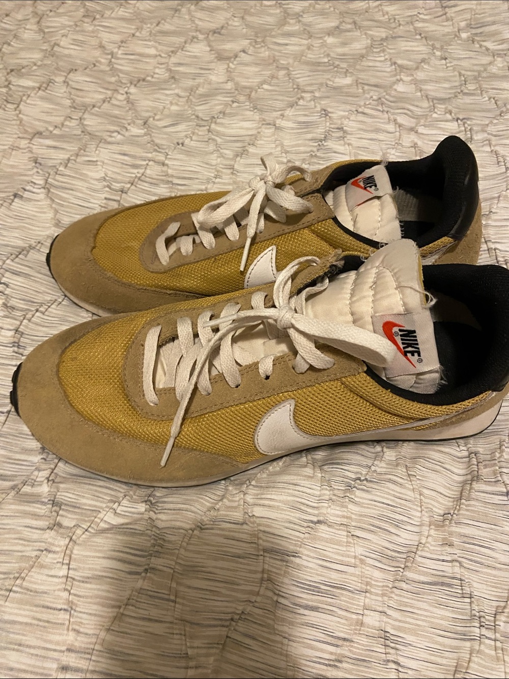 Nike Men’s Retro Runner Sneakers - Wheat/White/Black